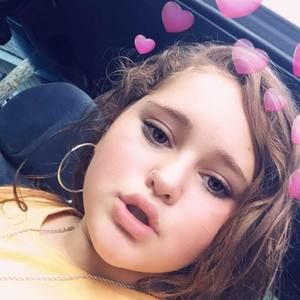 Meet your Posher, Kassidy